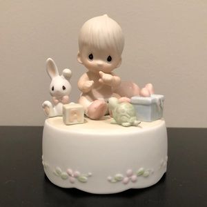 1985 Precious Moments “Heaven Bless You” Musical figurine